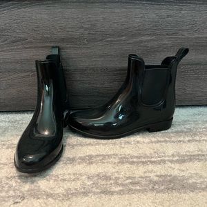 Shiny Black Rainboots